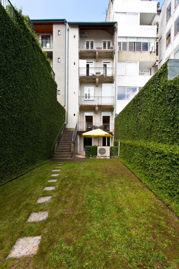 Boutique Rentals- Hidden Garden Porto'S Downtown Extérieur photo